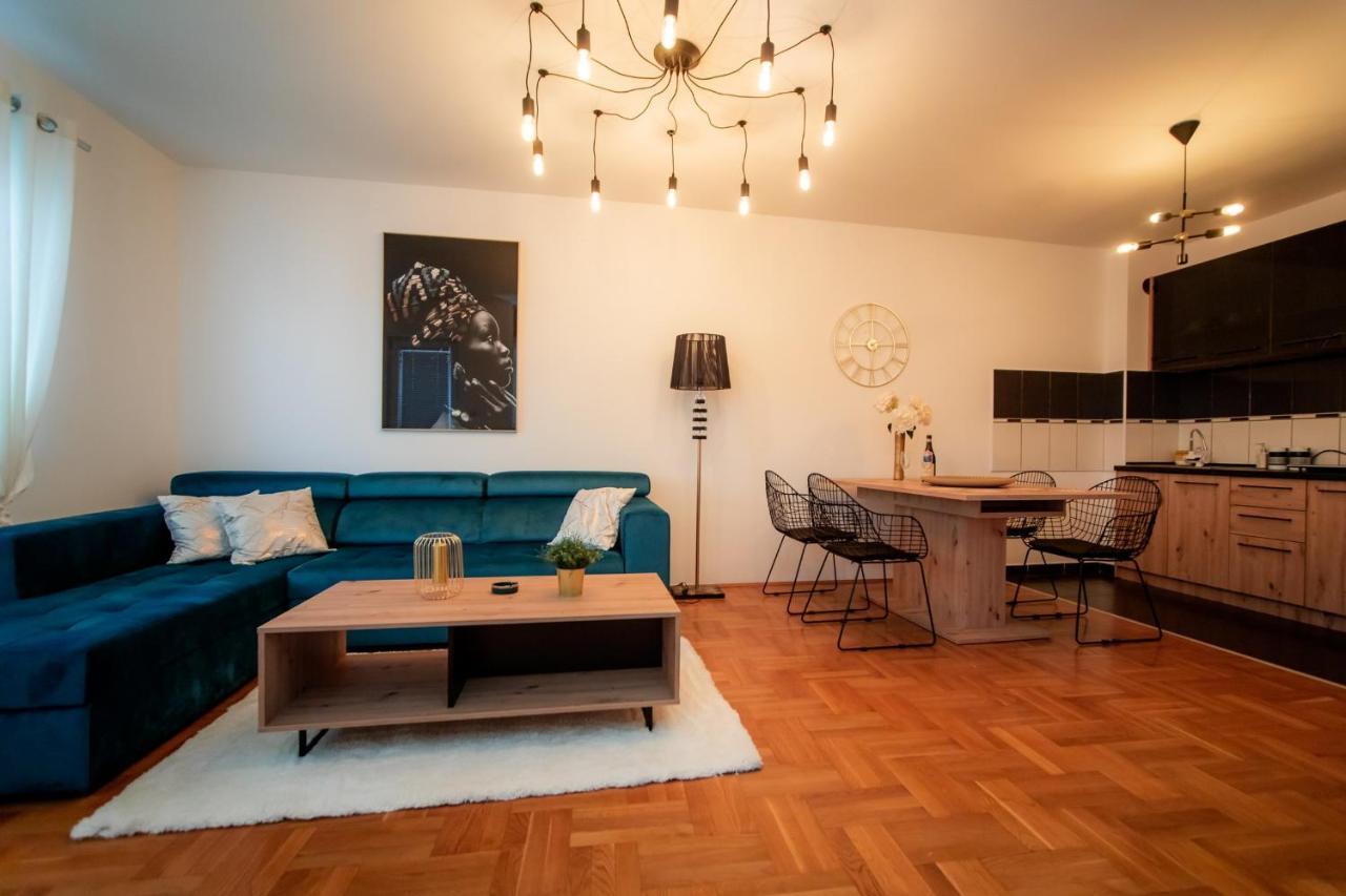 Lux Stan Na Dan Pozarevac Apartment Ngoại thất bức ảnh