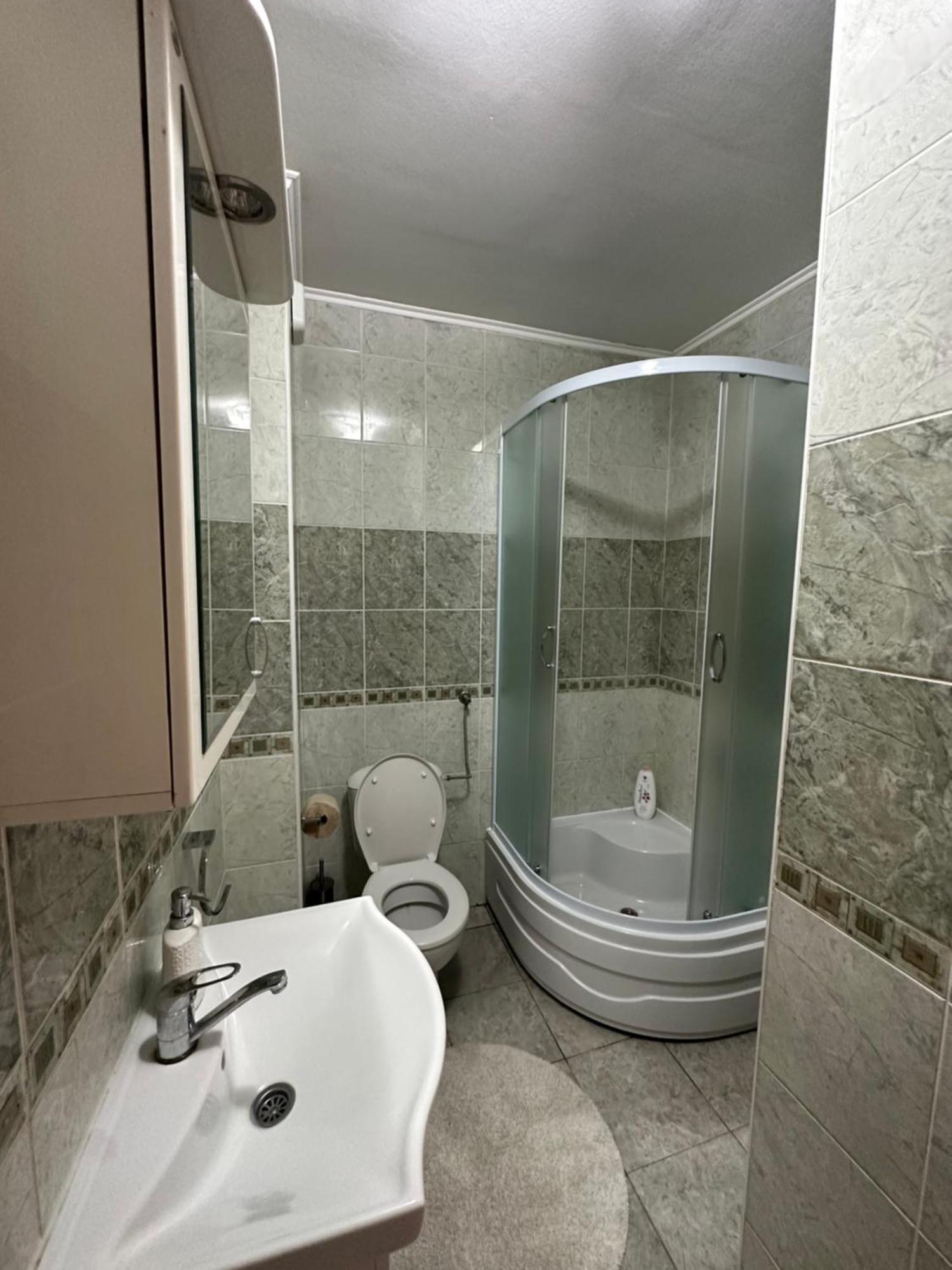 Lux Stan Na Dan Pozarevac Apartment Ngoại thất bức ảnh