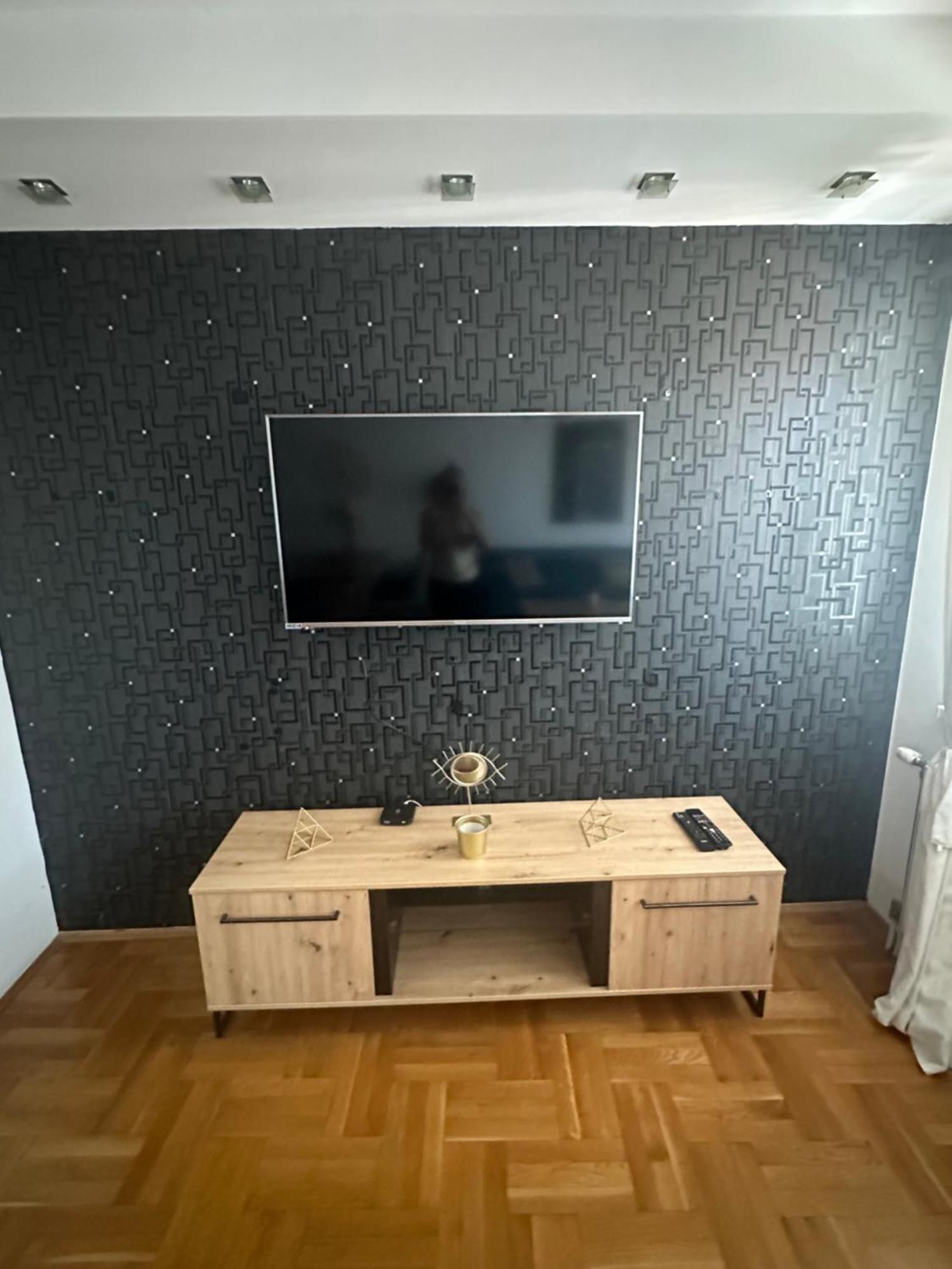 Lux Stan Na Dan Pozarevac Apartment Ngoại thất bức ảnh